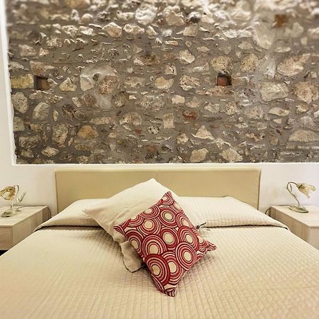 B&B Evelyne Таормина Экстерьер фото