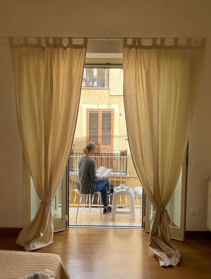 B&B Evelyne Таормина Экстерьер фото